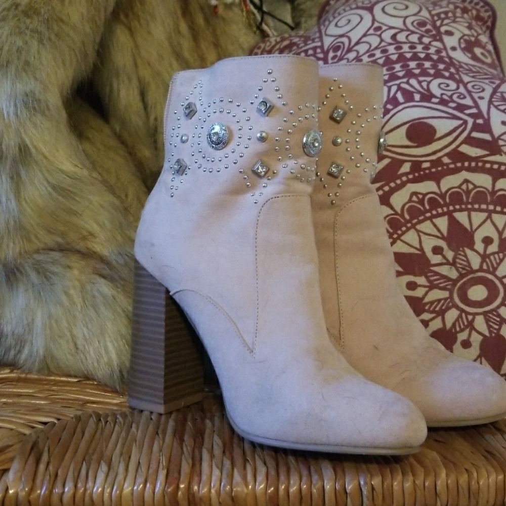 Sz6 western chic booties
